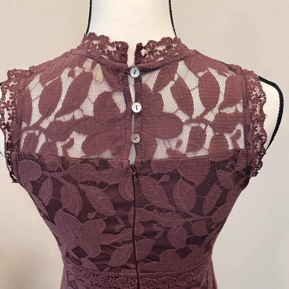 Alter'd State Dusty Plum Colored Lace Sleeveless Dress Size Small - Picture 8 of 14